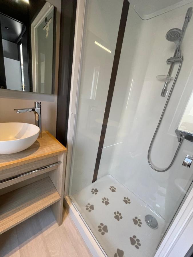 Chalet 3 Slaapkamers Oasis 19 亚贝克 外观 照片