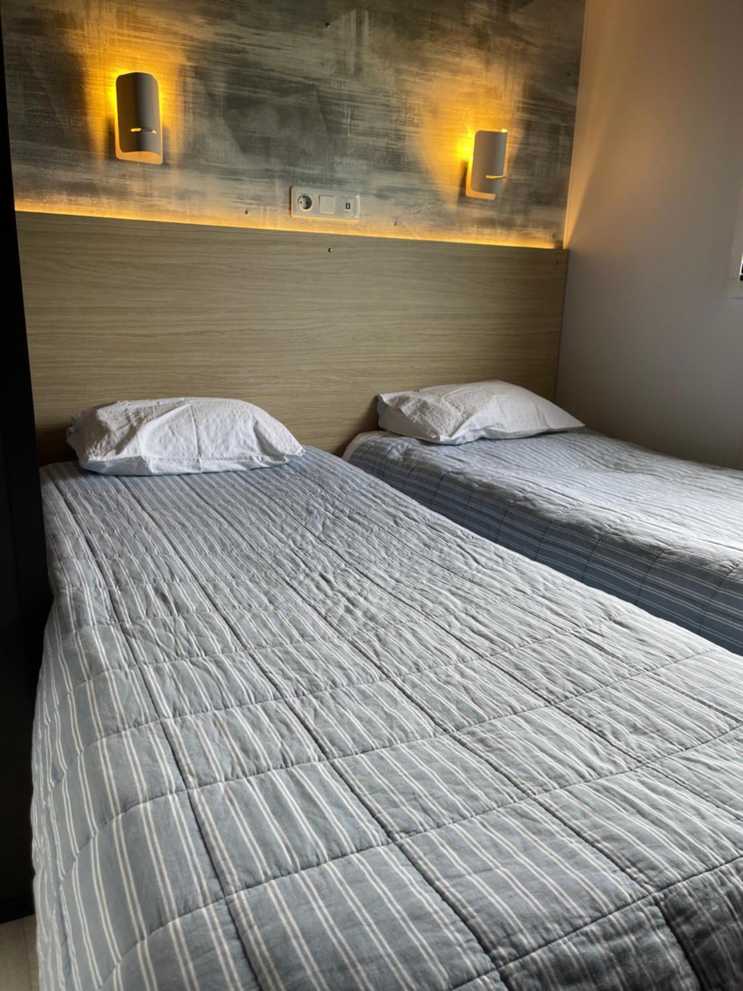 Chalet 3 Slaapkamers Oasis 19 亚贝克 外观 照片